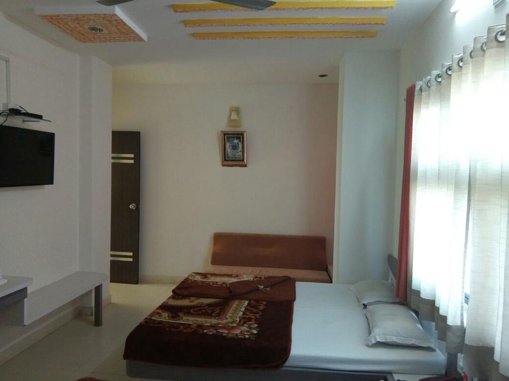 Hotel Sudarshan นาถดวารา ภายนอก รูปภาพ