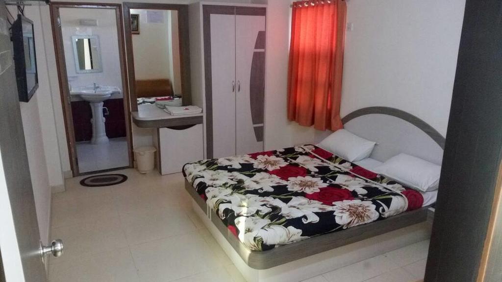 Hotel Sudarshan นาถดวารา ภายนอก รูปภาพ